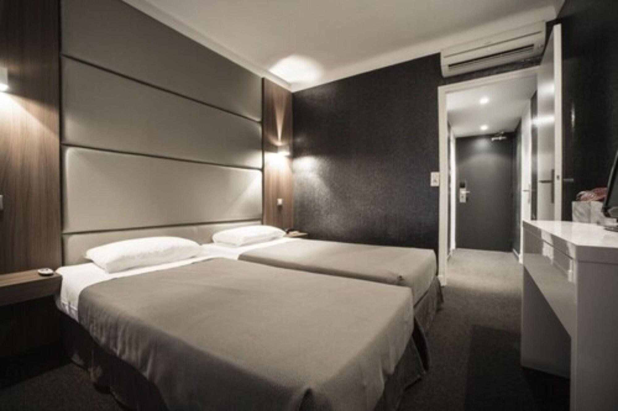 Hotel Schtak Cannes Kültér fotó
