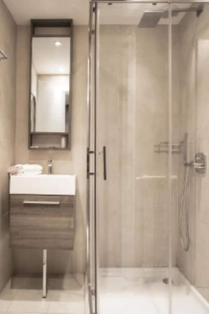 Hotel Schtak Cannes Kültér fotó